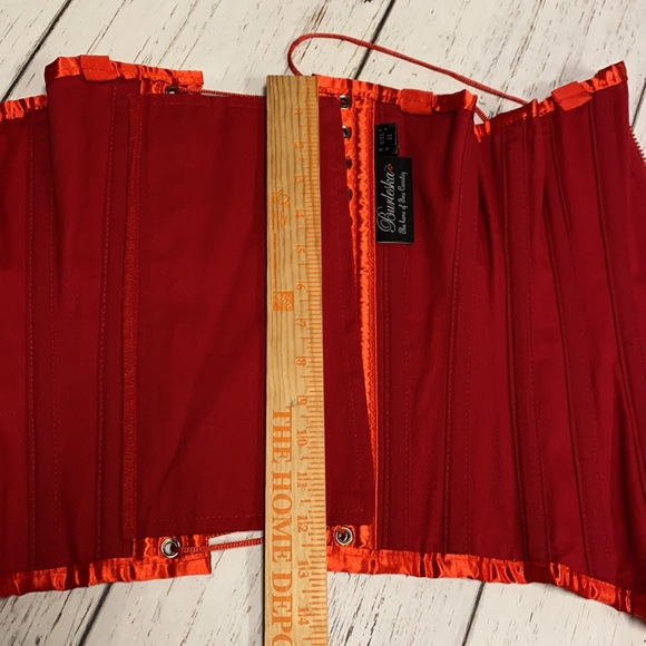 Burleska red lace up full size 22 corset - Picture 9 of 10